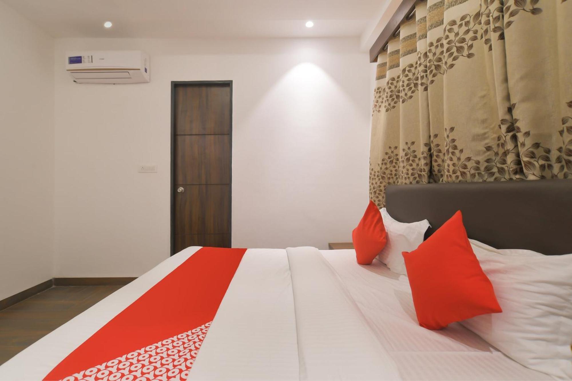 Hotel O Rudraksh Indore Eksteriør billede
