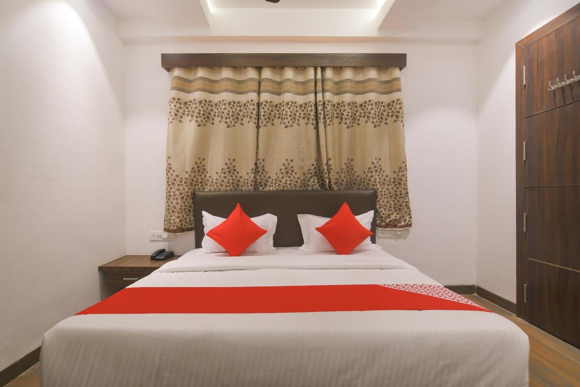 Hotel O Rudraksh Indore Eksteriør billede
